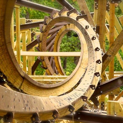 outlaw-run-wooden-roller-coaster