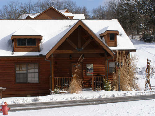 branson-cabin-winter