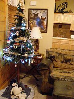 branson-cabin-christmas