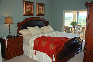 branson-condo-bedroom-1