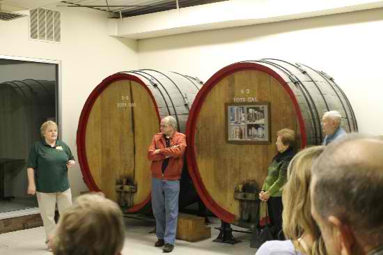 stone-hill-winery-Tour