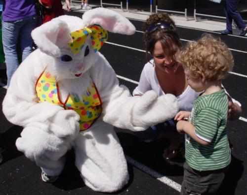 Hollister Easter Egg Hunt