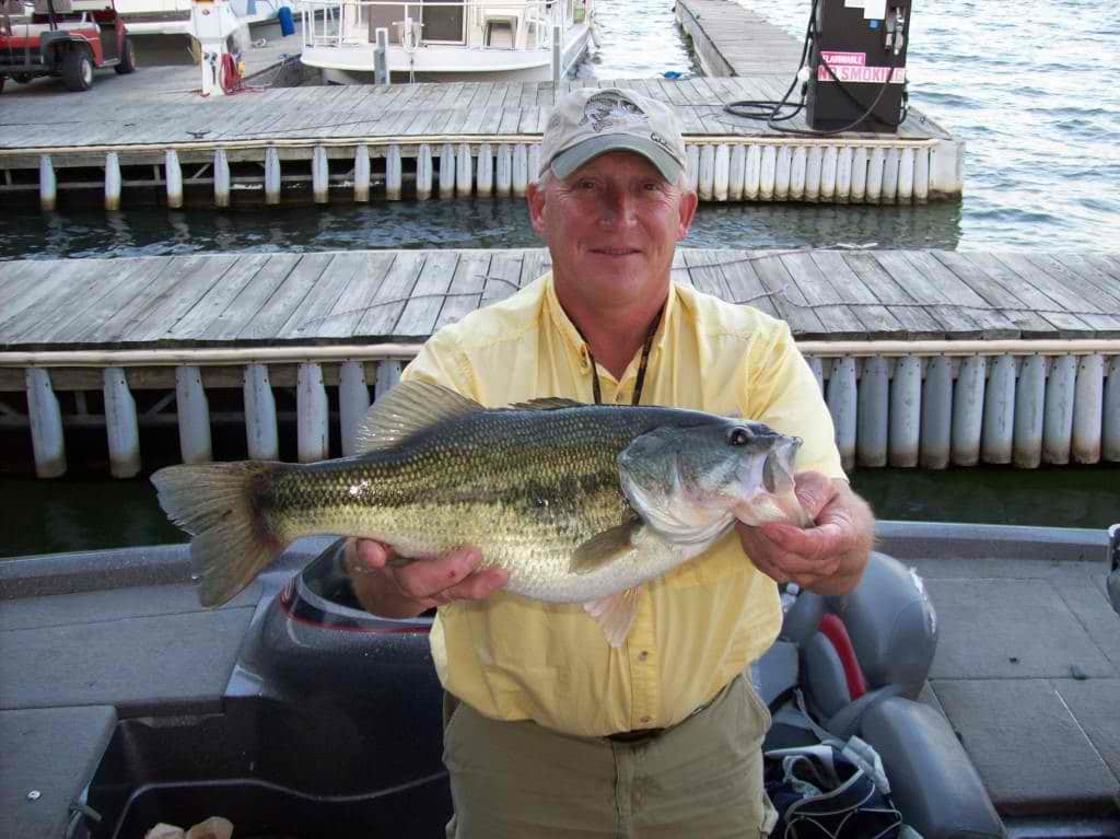 Bull-SHoals-Finshing