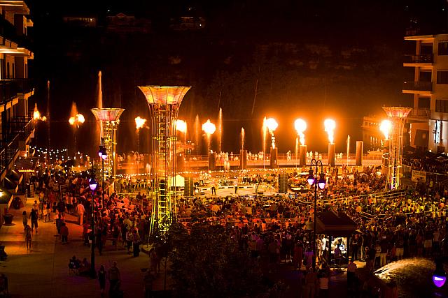 Branson-landing-concert-fountains