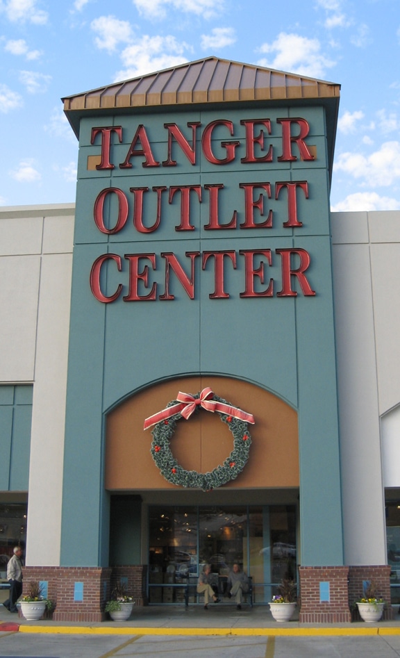 tanger outlet