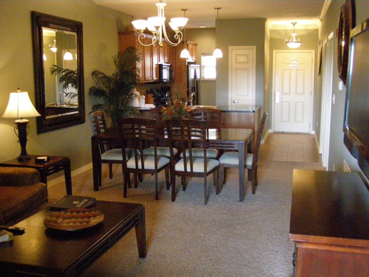 2-bedroom-branson-lake-condos-bed