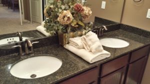 3-bedroom-lake-condo-limited-master-vanity