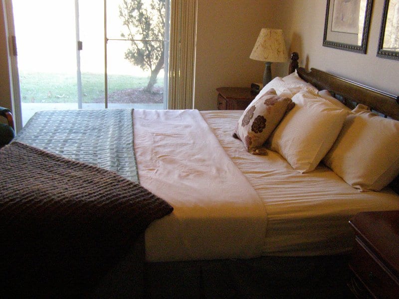 Thousand Hills Condo