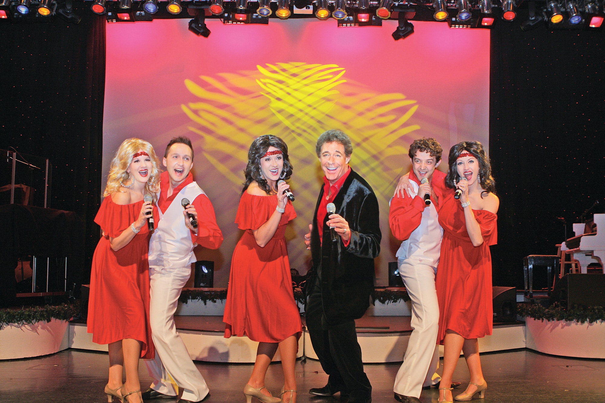 Barry Williams Performing the 70's Music Celebration